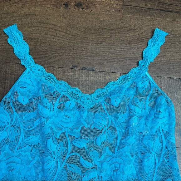 Victoria’s Secret lace lingerie teddy Sz medium blue sheer adjustable strap - Picture 2 of 7